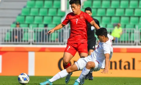 U20 Việt Nam mất oan penalty?; HLV Philippe Troussier loại 13 cái tên