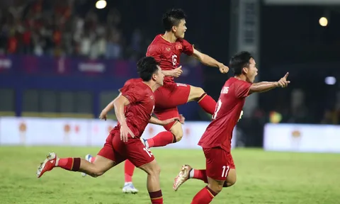 'U22 Indonesia sẽ lộ điểm yếu, U22 Việt Nam vào chung kết'