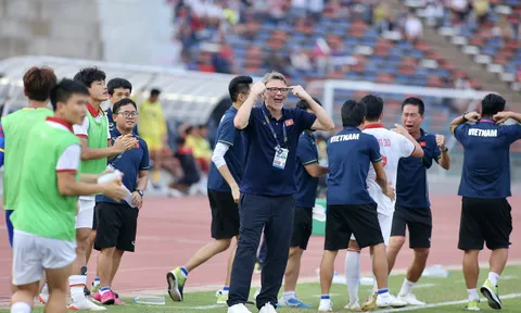 U22 Việt Nam bị loại: "Phù thủy" cũng chào thua 2 bài toán nhức nhối