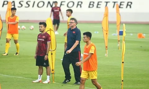 U22 Việt Nam: Những câu hỏi cần HLV Troussier trả lời