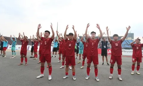 U22 Việt Nam tri ân người hâm mộ trong ngày chia tay SEA Games
