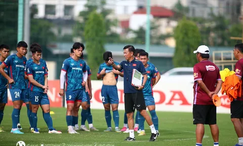 U23 Việt Nam đủ quân 'tinh nhuệ', chốt 26 cầu thủ sang Thái Lan
