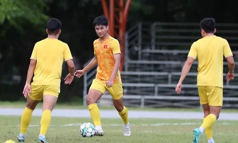 U23 Việt Nam tập kín, sẵn sàng quyết đấu U23 Indonesia