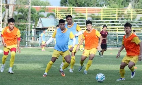 Tuyển U23 Việt Nam trau chuốt lối chơi chủ động tấn công