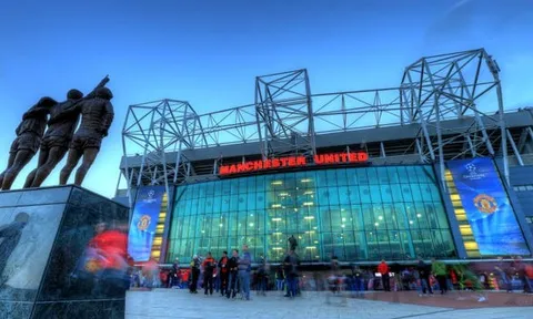 CHÍNH THỨC! M.U đưa ra quyết định không mong muốn với Old Trafford