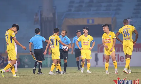 V-League 2022 điểm mặt anh tài: HAGL nhà bầu Đức... lạc trôi