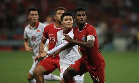 Tuyển Việt Nam: Thay đổi là... trở về lối đá cũ!