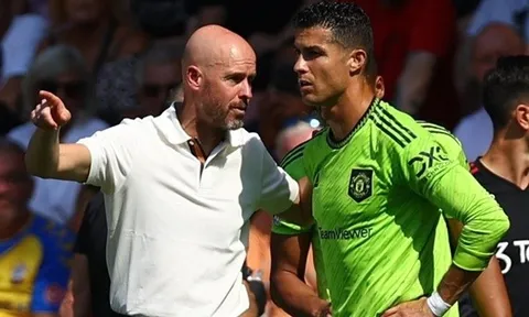 Ten Hag tăng sức ảnh hưởng ở MU khi Ronaldo rời đi