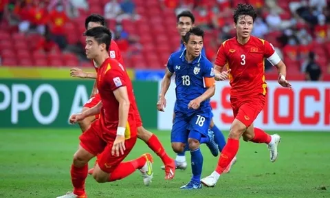 Khủng hoảng nhân sự ở hàng thủ tuyển Việt Nam