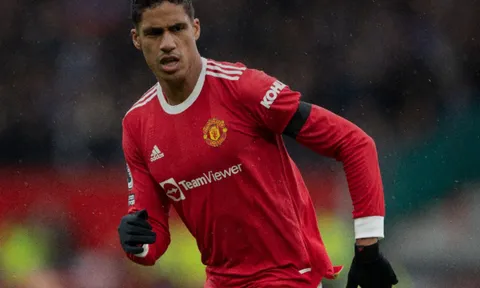 Raphael Varane có thể nâng tầm sơ đồ 4-2-2-2 của Ralf Rangnick