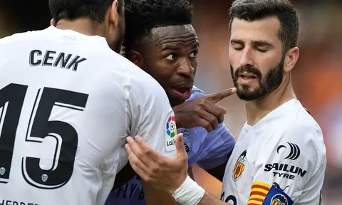 Valencia phản ứng quyết liệt trước án phạt vụ Vinicius