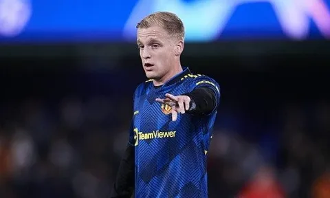 Bệnh binh của Man Utd được 11 CLB theo đuổi