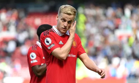 Xuất hiện CLB có thể giúp Van de Beek bùng nổ