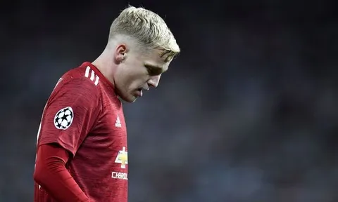 Vấn đề của Van de Beek tại Man Utd