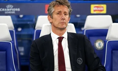 Cập nhật tình hình Van der Sar