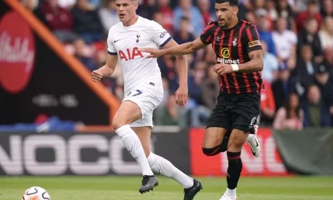 Van de Ven là chốt chặn không thể thay thế của Tottenham