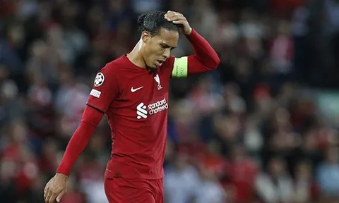 "Tôi nghĩ đã đến lúc Liverpool cân nhắc việc bán Van Dijk"