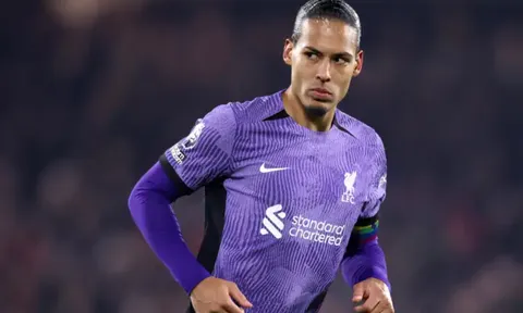 Van Dijk không coi Messi hay Ronaldo là đối thủ khó nhằn nhất