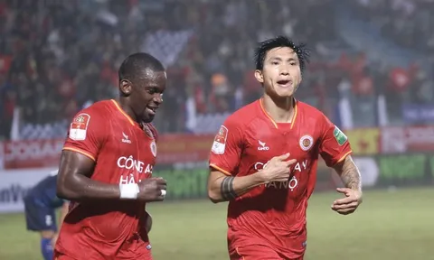 Văn Hậu giúp CAHN lội ngược dòng trước Khánh Hòa; Người đại diện chốt tương lai Quang Hải