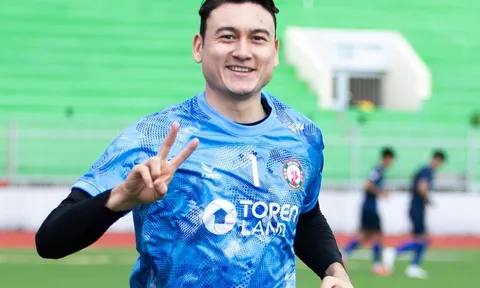 Văn Lâm làm đội trưởng CLB Bình Định