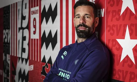 Van Nistelrooy nói lời thật lòng về Arsenal
