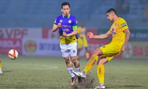 Văn Quyết lần đầu tịt ngòi ở V.League 2023