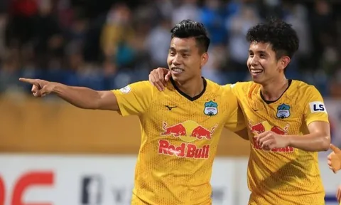 Văn Thanh, Hồng Duy khoác áo CLB mới; Văn Lâm chưa chắc suất bắt chính