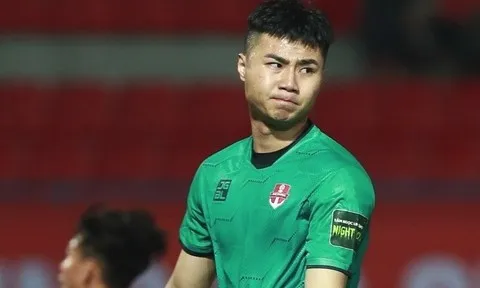 Văn Toản mắc sai lầm trong trận hòa của CLB Hải Phòng
