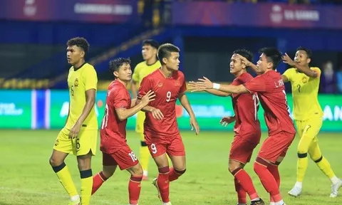 Văn Tùng rực sáng, Việt Nam vào bán kết
