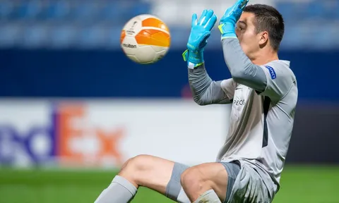 Vắng mặt ở tuyển Việt Nam, Filip Nguyễn bỗng nhắc về Europa League