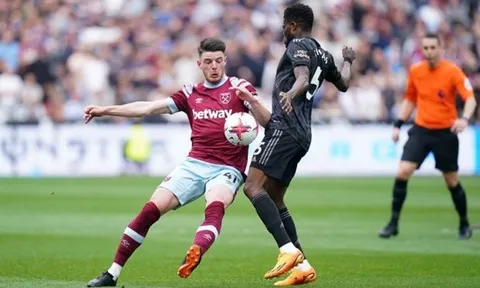 VAR lại gây tranh cãi khiến Arsenal mất điểm