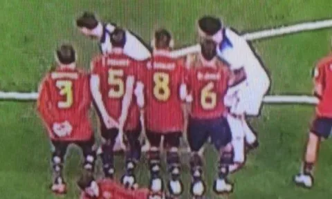 VAR sai lầm nghiêm trọng trong ngày Anh vô địch U21 EURO