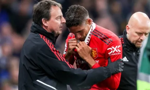 Hình ảnh đáng thương của Varane