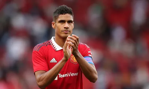 Varane nói với Onana điều đang đợi anh ở M.U