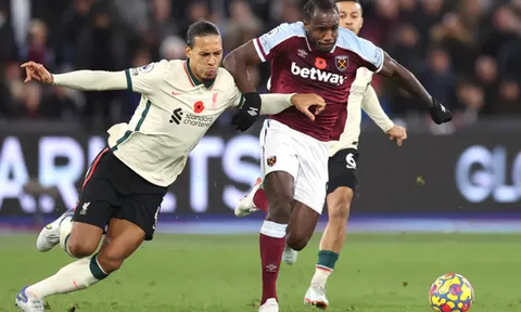 Thua West Ham không phải thảm họa với Liverpool