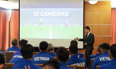 ĐT Việt Nam làm quen với công nghệ lần đầu áp dụng tại Asian Cup