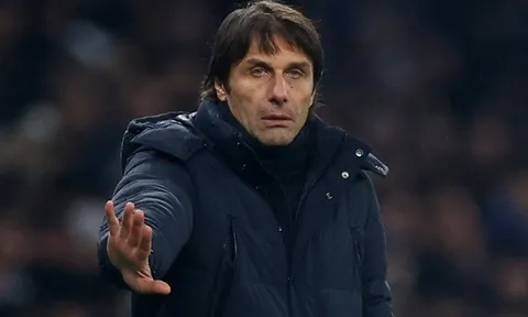 Vì sao Antonio Conte cứ đấu cúp là thua