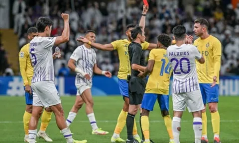 Vì sao Laporte nhận thẻ đỏ?