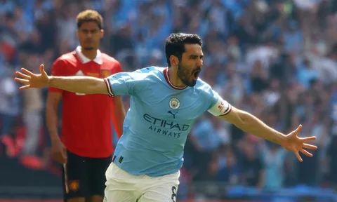 Vì sao Man City mất trắng Gundogan?