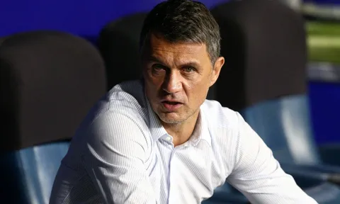 Vì sao Milan sa thải Paolo Maldini?