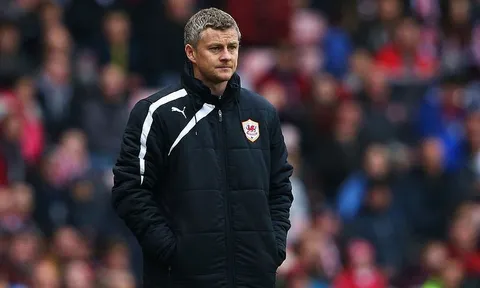 Vì sao Ole Gunnar Solskjaer bị Cardiff sa thải?