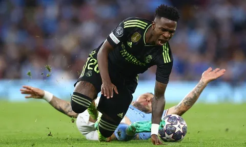 Vì sao Real Madrid thảm bại trước Man City?