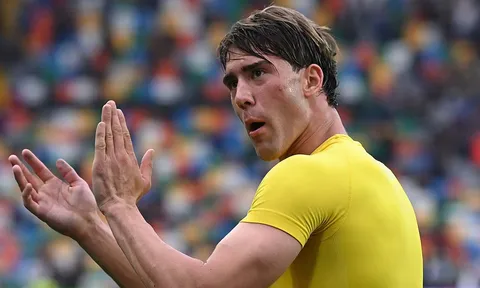 Vì sao Vlahovic trở thành mục tiêu chuyển nhượng của Arsenal và nhiều CLB?