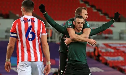 Bale nổ súng, Tottenham đụng đối thủ cực nhẹ ở bán kết League Cup