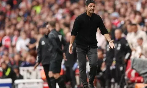 Việc bị loại khỏi FA Cup chỉ ra rằng Arsenal cần một tiền đạo