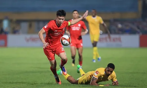Khi 'Cơn lốc đỏ' hồi sinh mạnh mẽ