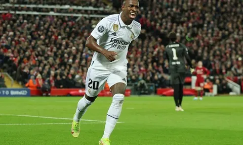 Xé lưới Liverpool, Vinicius đi vào lịch sử Champions League