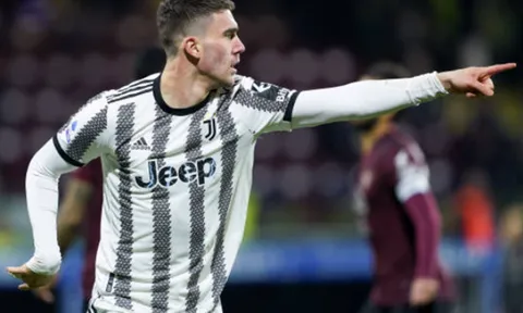 Vlahovic bùng cháy, Juventus hủy diệt đối thủ
