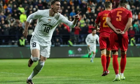Vlahovic khiến M.U bối rối