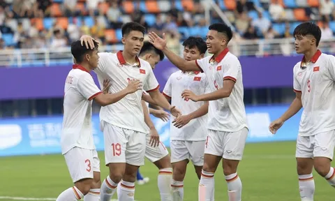 Thắng Mông Cổ, HLV Hoàng Anh Tuấn vẫn nổi giận với Olympic Việt Nam